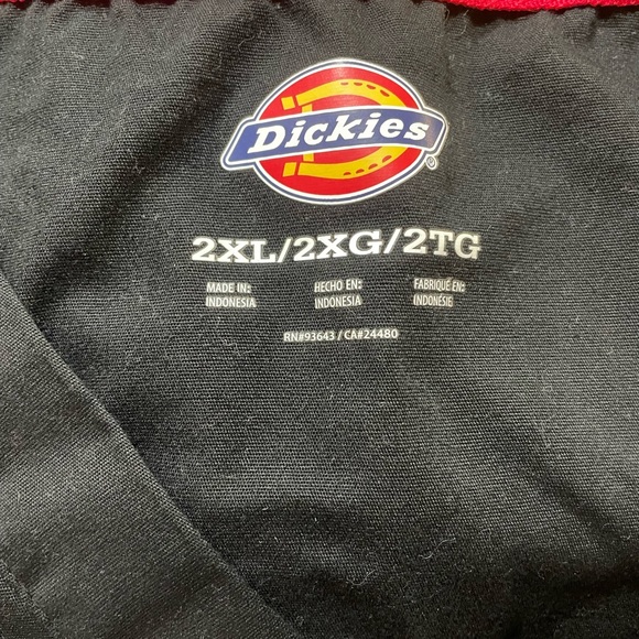 🖤 SET of Black Dickies 2X Scrubs with Flare Leg Cargo Pants & Two Pocket Top - Picture 8 of 11